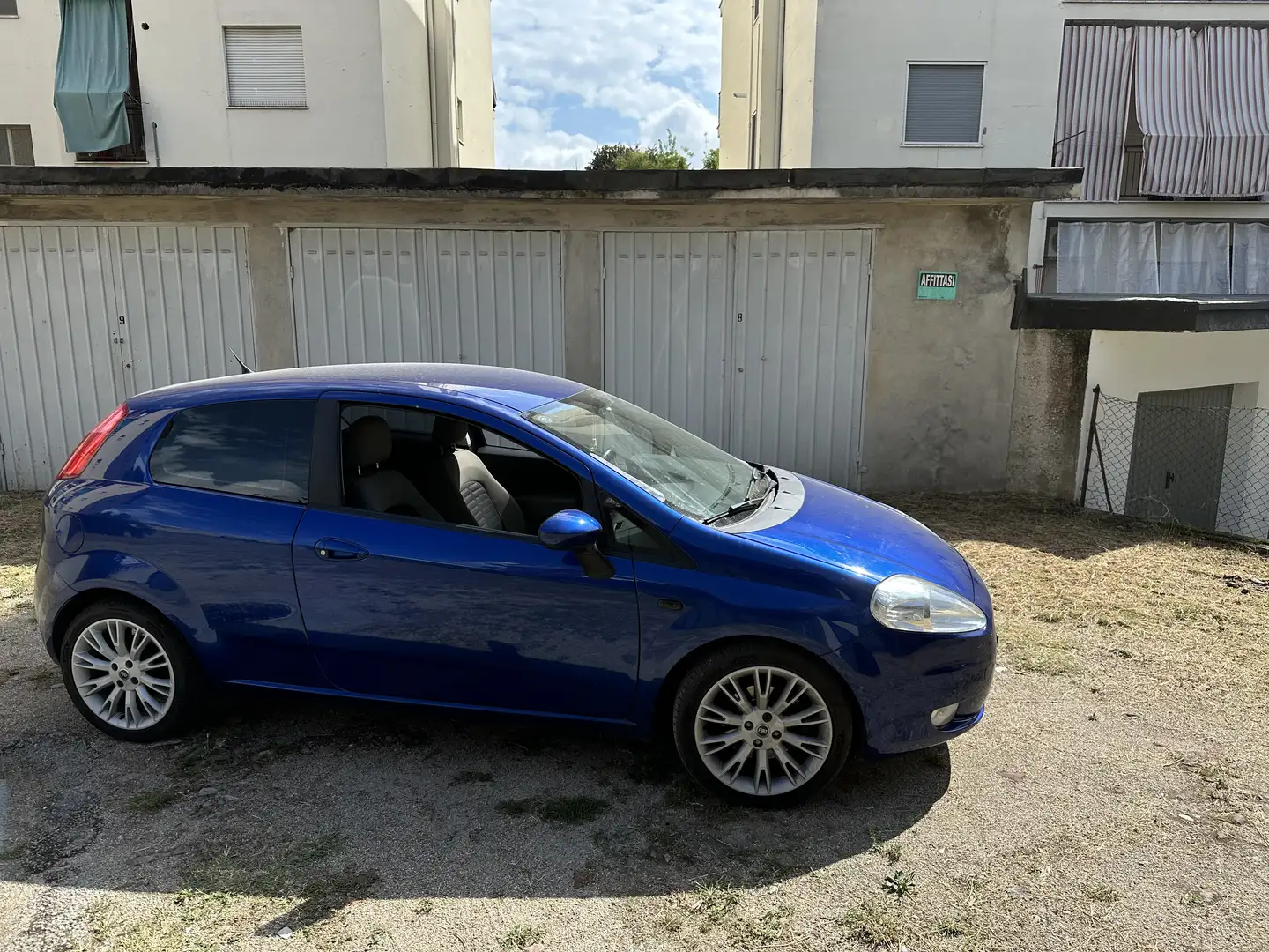 Fiat Grande Punto Fiat Grande Punto 1.3MTJ 90cv NEOPATENTATI!!!! Bleu - 1