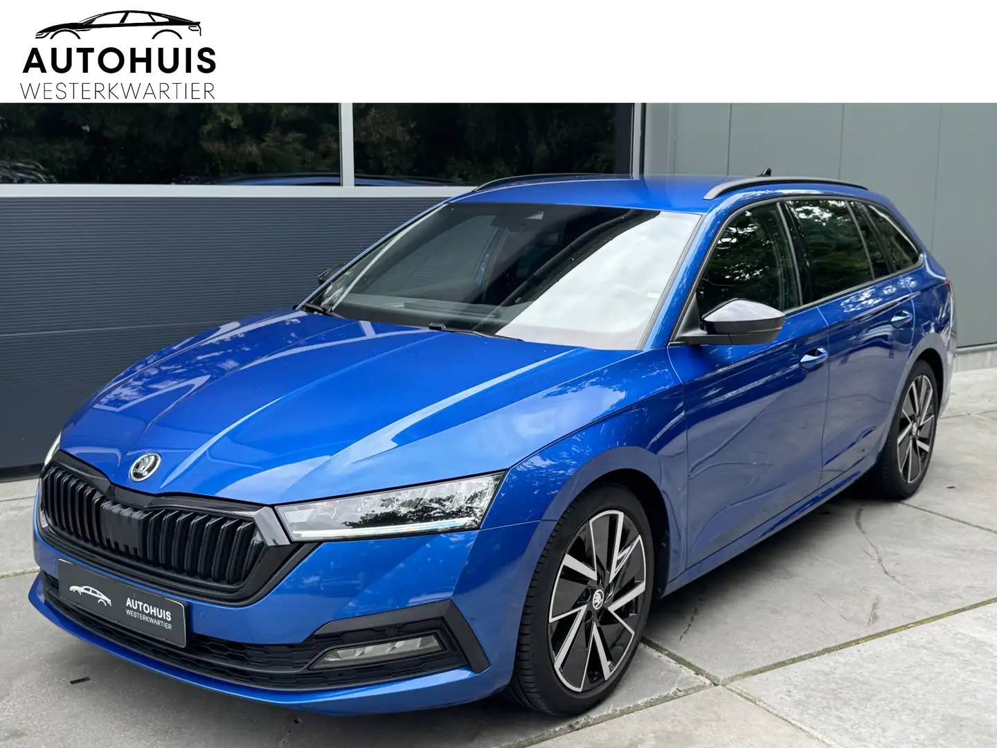 Skoda Octavia Combi 1.0 e-TSI 110PK DSG Sport Business LED Clima Blauw - 1