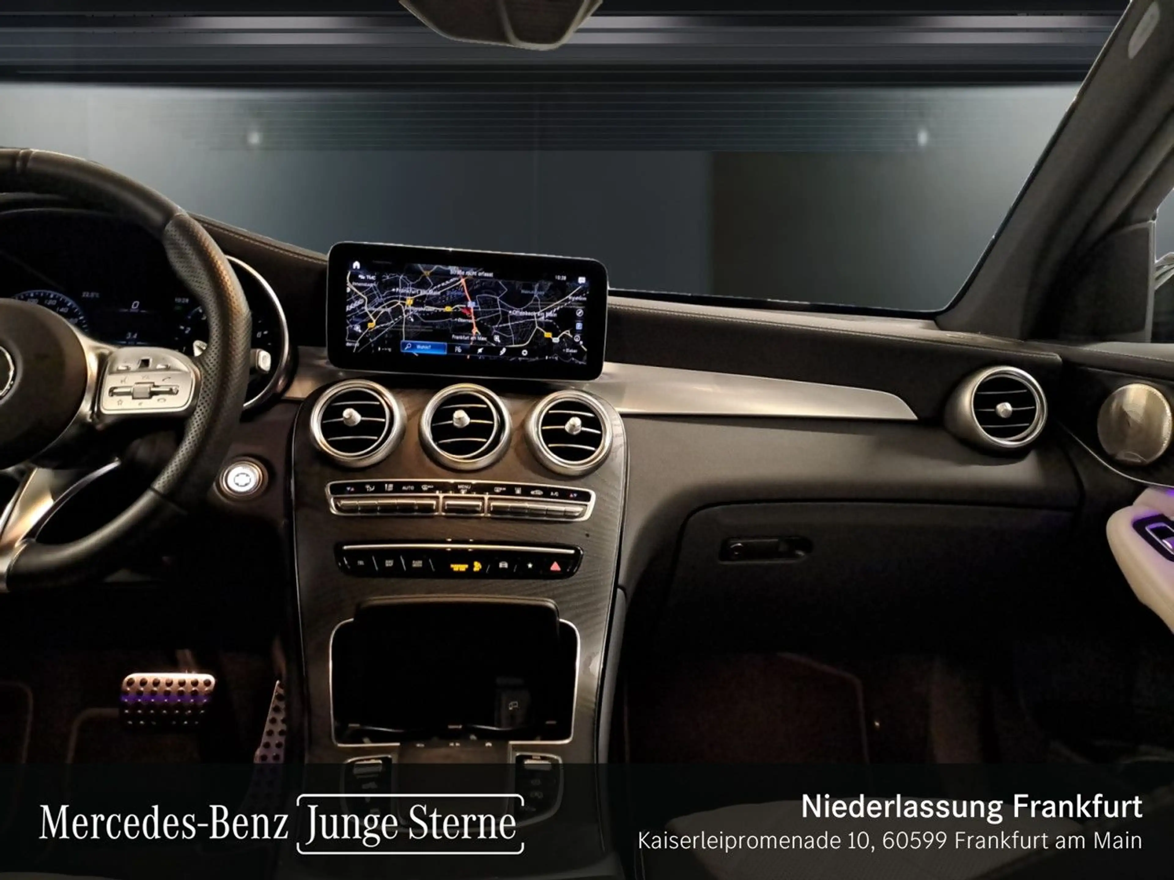 Mercedes-Benz GLC 43 AMG GLC 43 4M AMG+360+MULTIBEAM+STHZG+BURMESTER+CARBON — photo 10