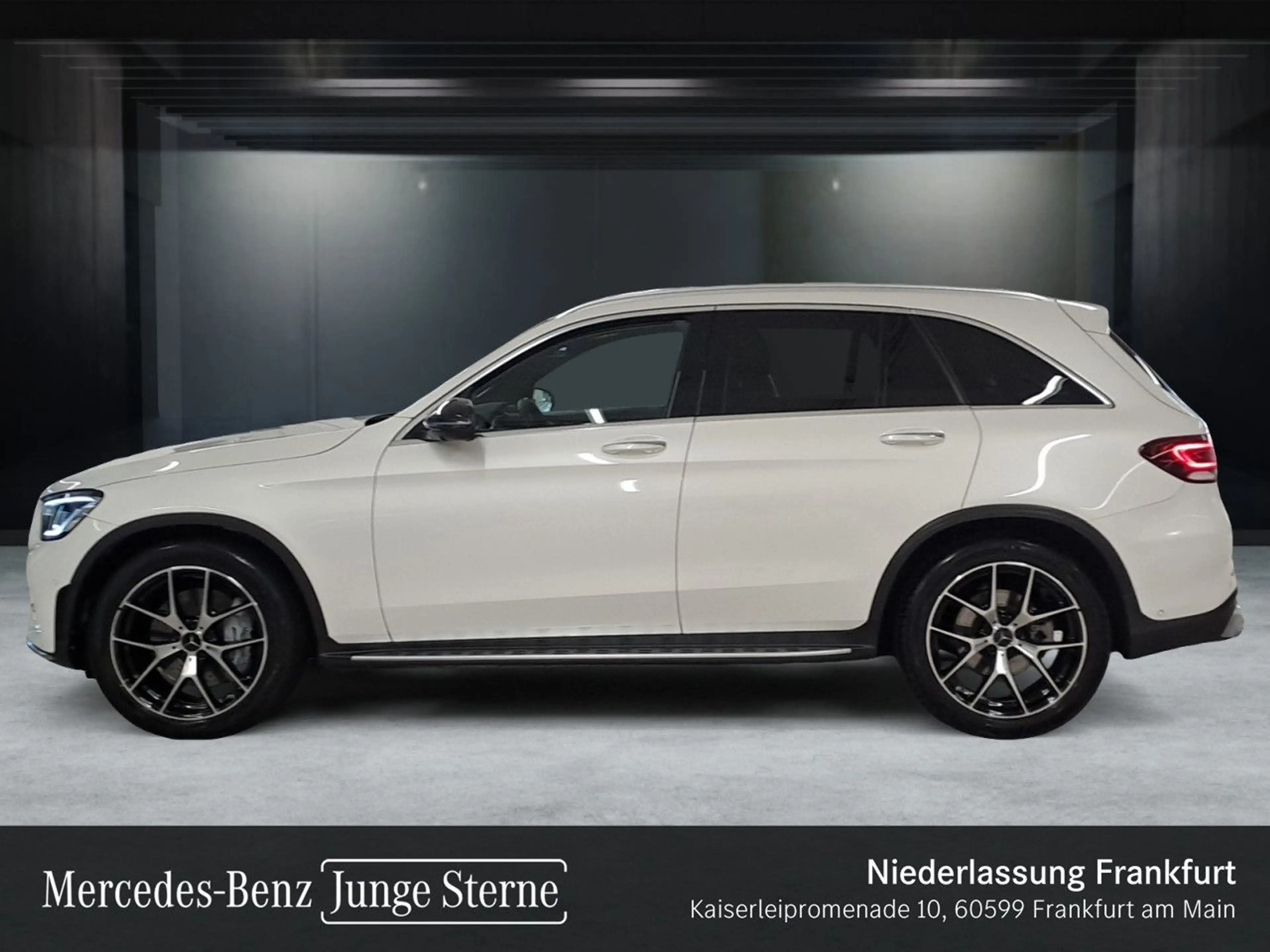 Mercedes-Benz GLC 43 AMG GLC 43 4M AMG+360+MULTIBEAM+STHZG+BURMESTER+CARBON — photo 13
