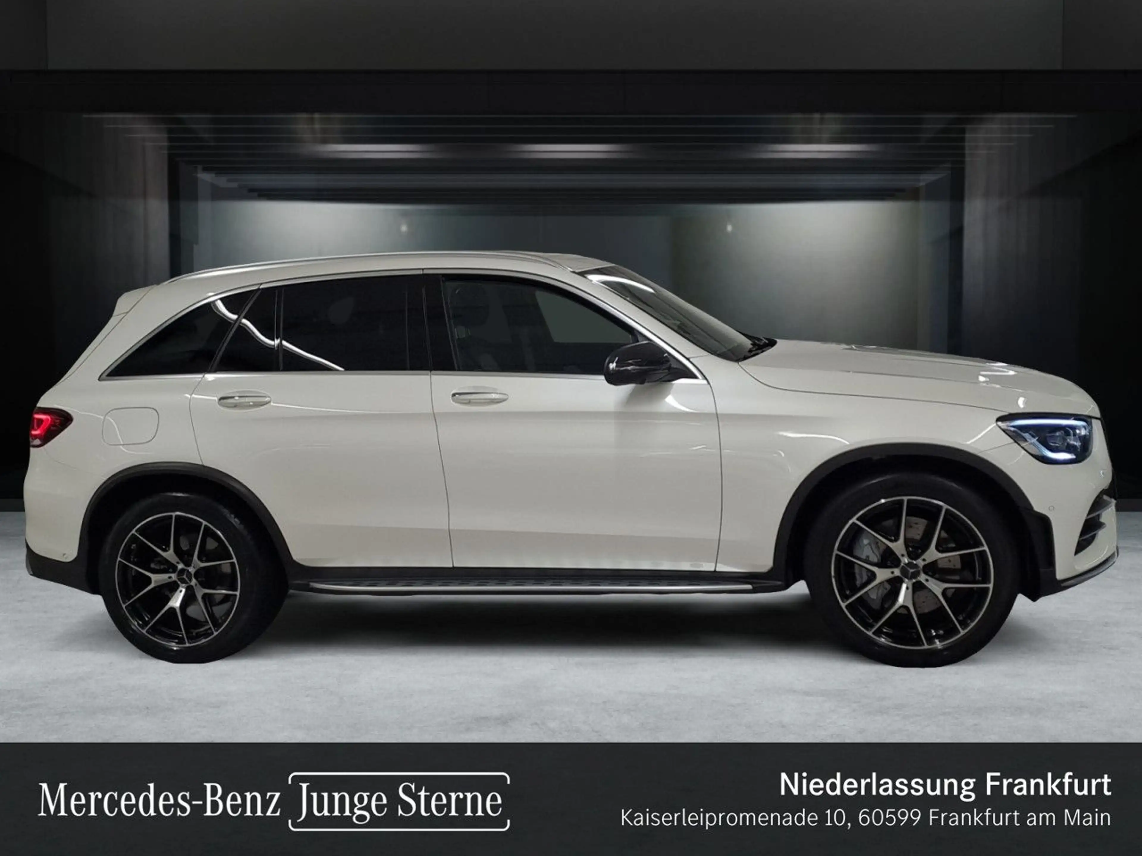 Mercedes-Benz GLC 43 AMG GLC 43 4M AMG+360+MULTIBEAM+STHZG+BURMESTER+CARBON — photo 12