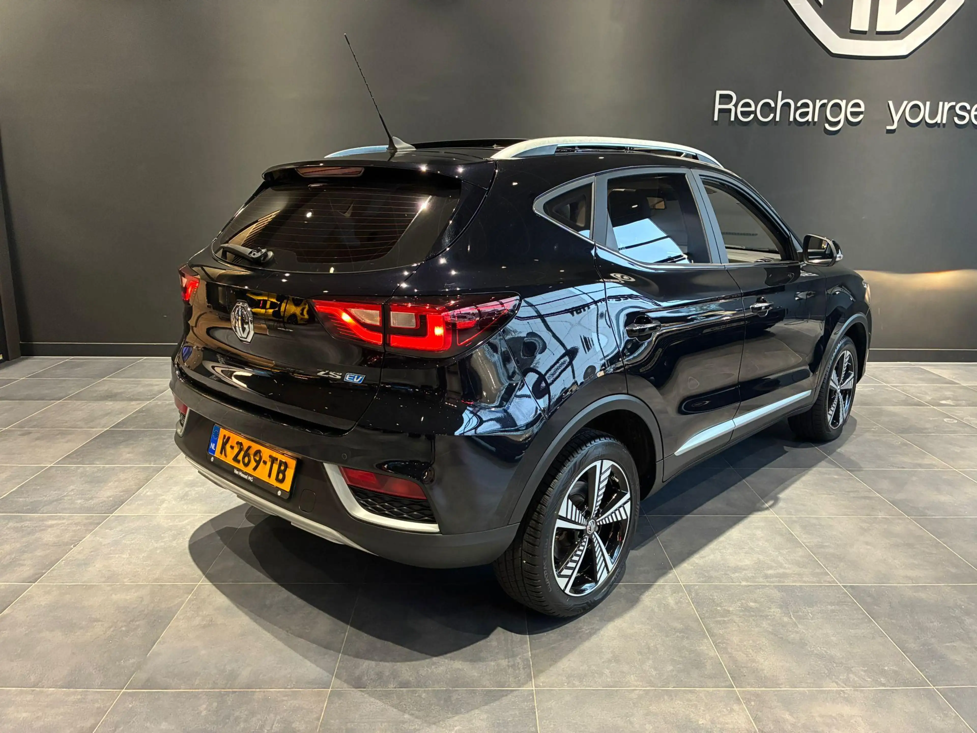 MG ZS EV Luxury 45 kWh | Camera achter | Carplay | Kunst — photo 6