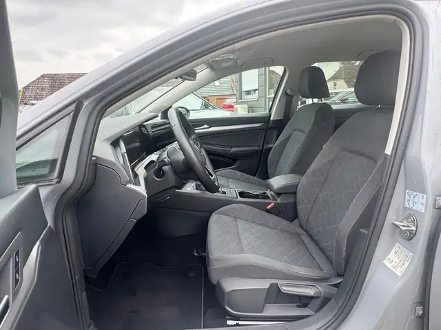 Volkswagen Golf view 11