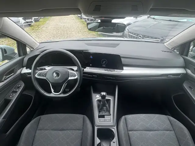 Volkswagen Golf view 10