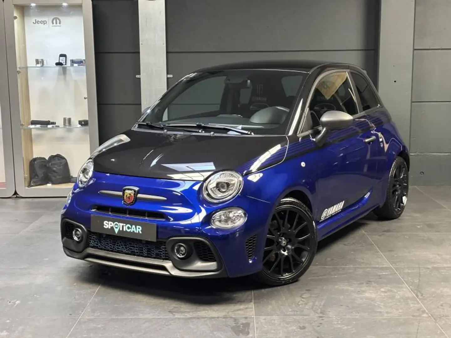 Abarth 595 Yamaha Monster Blau - 1