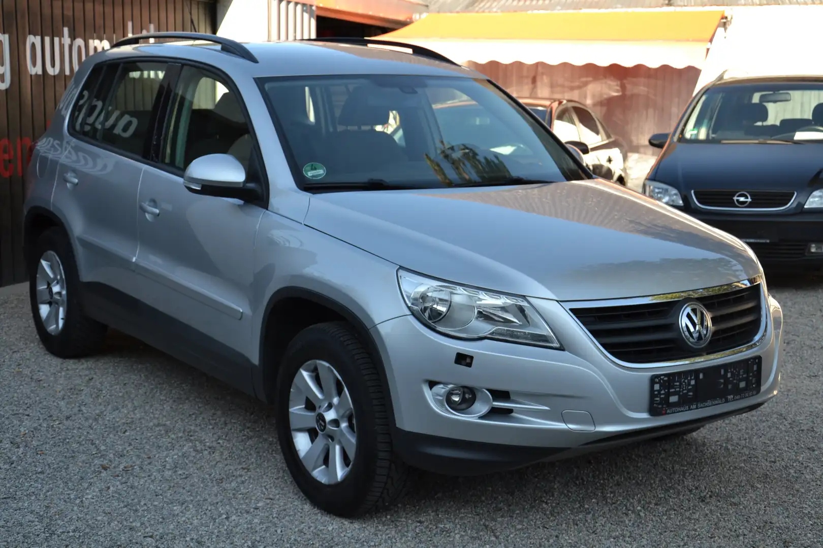Volkswagen Tiguan Tiguan 1.4 TSI Track & Field 4Motion 4X4 Gris - 2