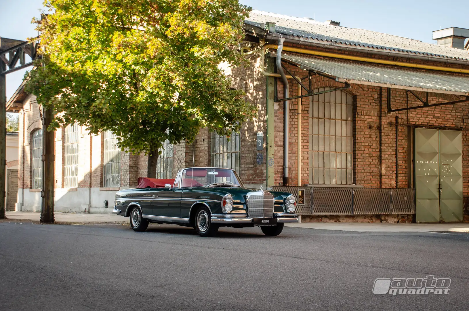 Mercedes-Benz Sonstige W111 220 SE Cabrio Grün - 2