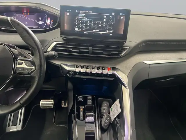 Peugeot 5008 view 12