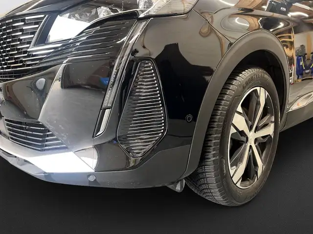 Peugeot 5008 view 9