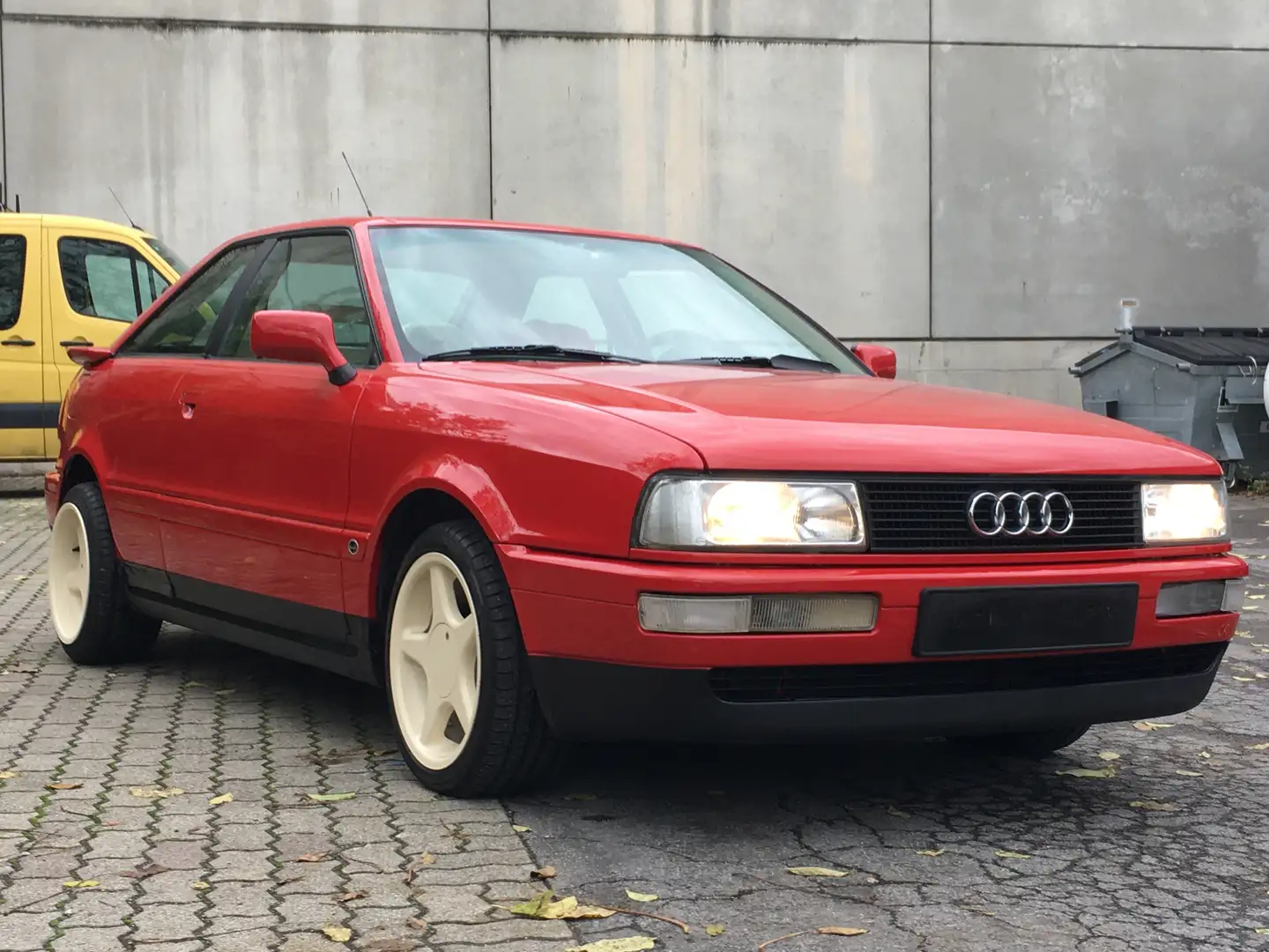 Audi Coupe 2.3 E - 1