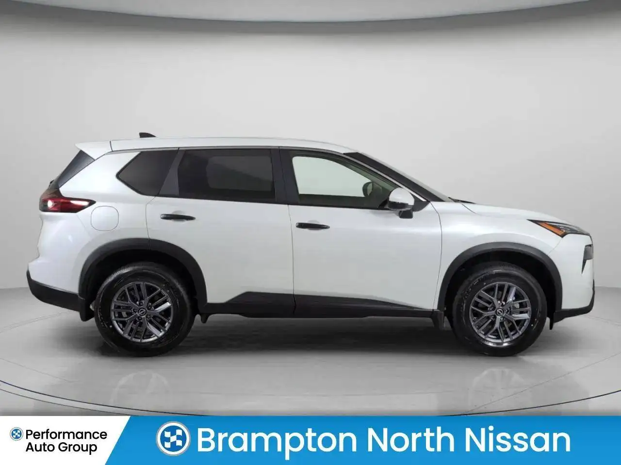 Nissan Rogue fotografie Nissan Rogue