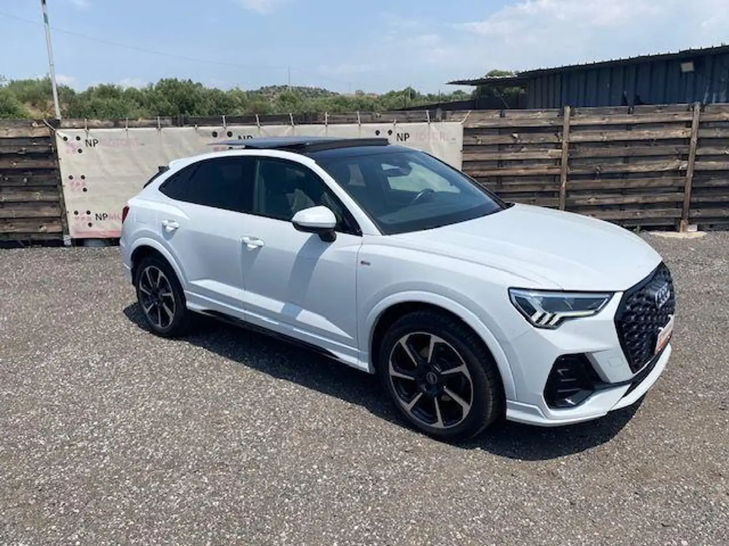 Audi Q3 SPB 35 TDI quattro S tr. Ident. Black Blanco - 1