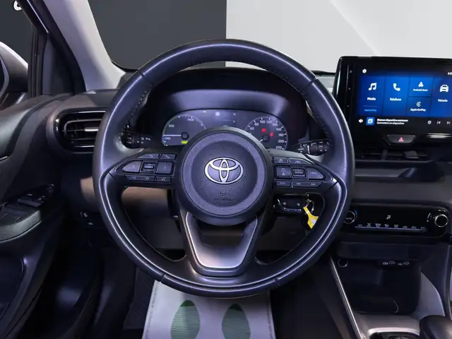 Toyota Yaris view 9