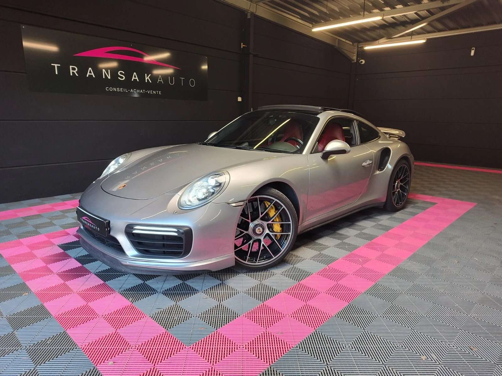 Porsche 911