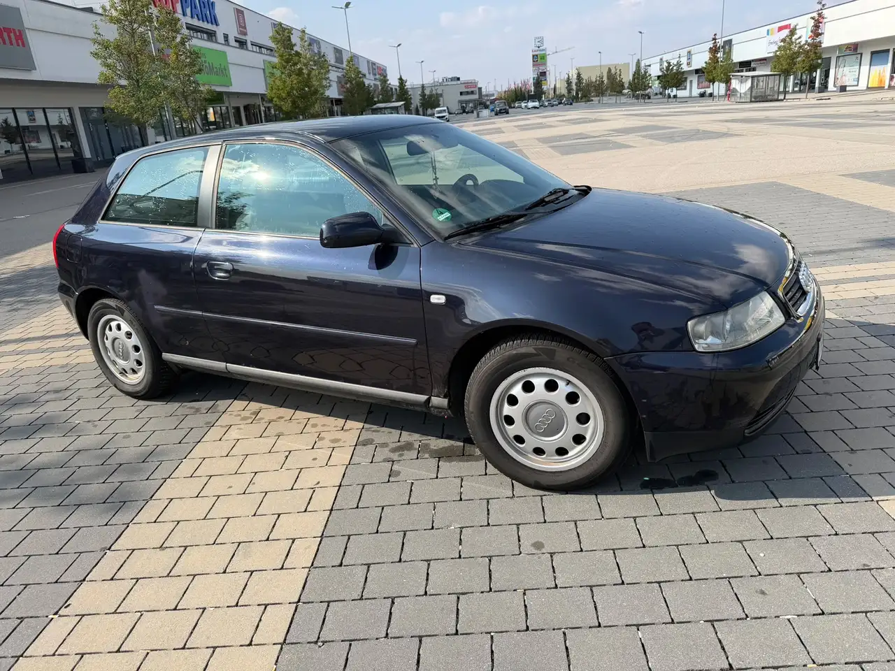 Audi A3 1.6 Attraction, foto 1