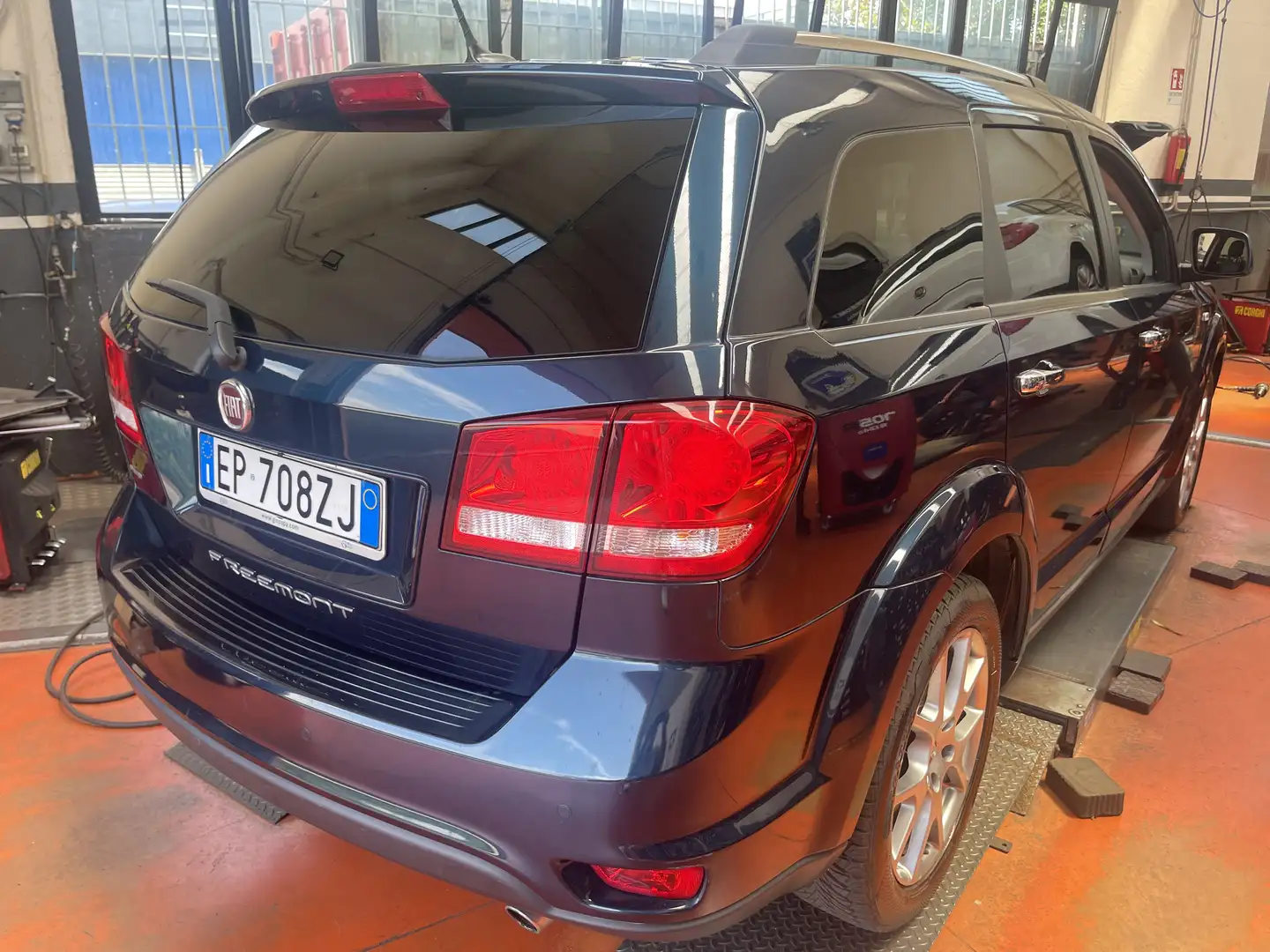 Fiat Freemont 2.0 mjt 16v Lounge 4x4 170cv auto - 1