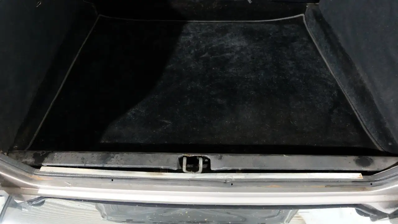 Jaguar Daimler 6 Sovereign XJ 6, foto 10