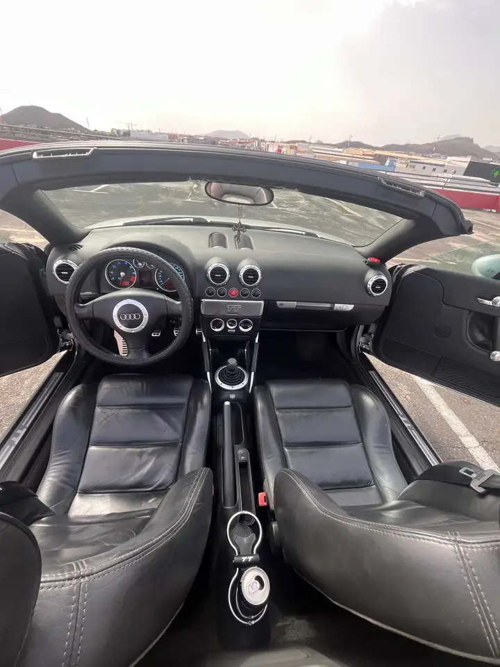Audi TT Roadster 1.8T, foto 7