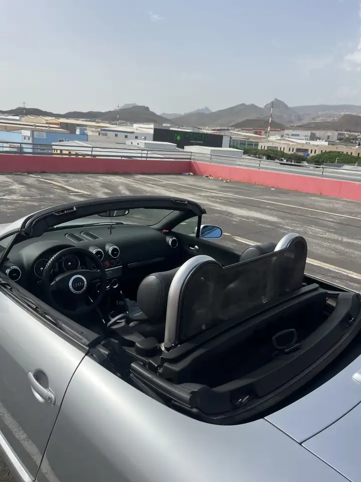 Audi TT Roadster 1.8T, foto 6