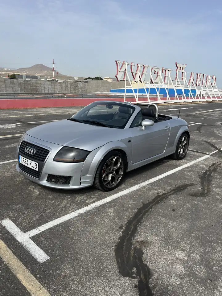 Audi TT Roadster 1.8T, foto 3