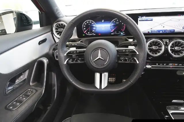 Mercedes-Benz A-Class view 12