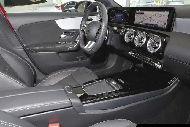 Mercedes-Benz A-Class view 8