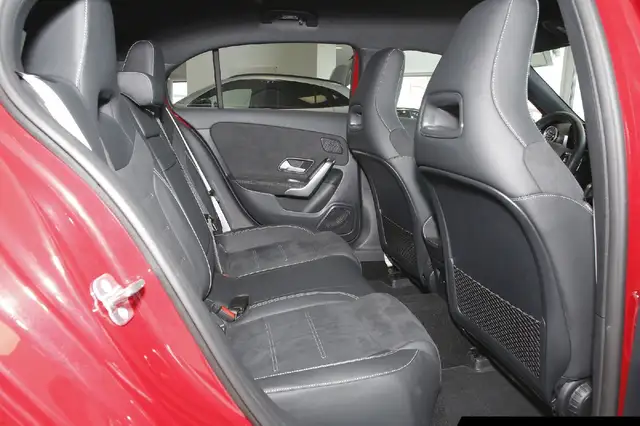 Mercedes-Benz A-Class view 9