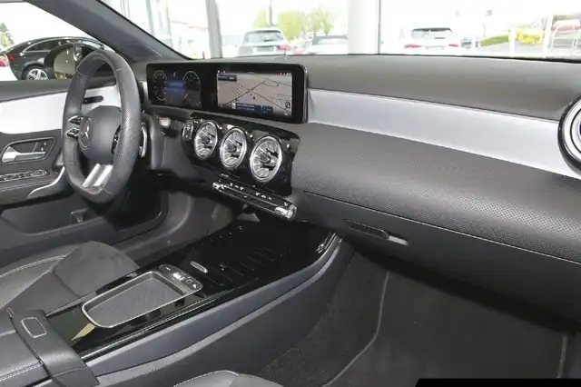 Mercedes-Benz A-Class view 7