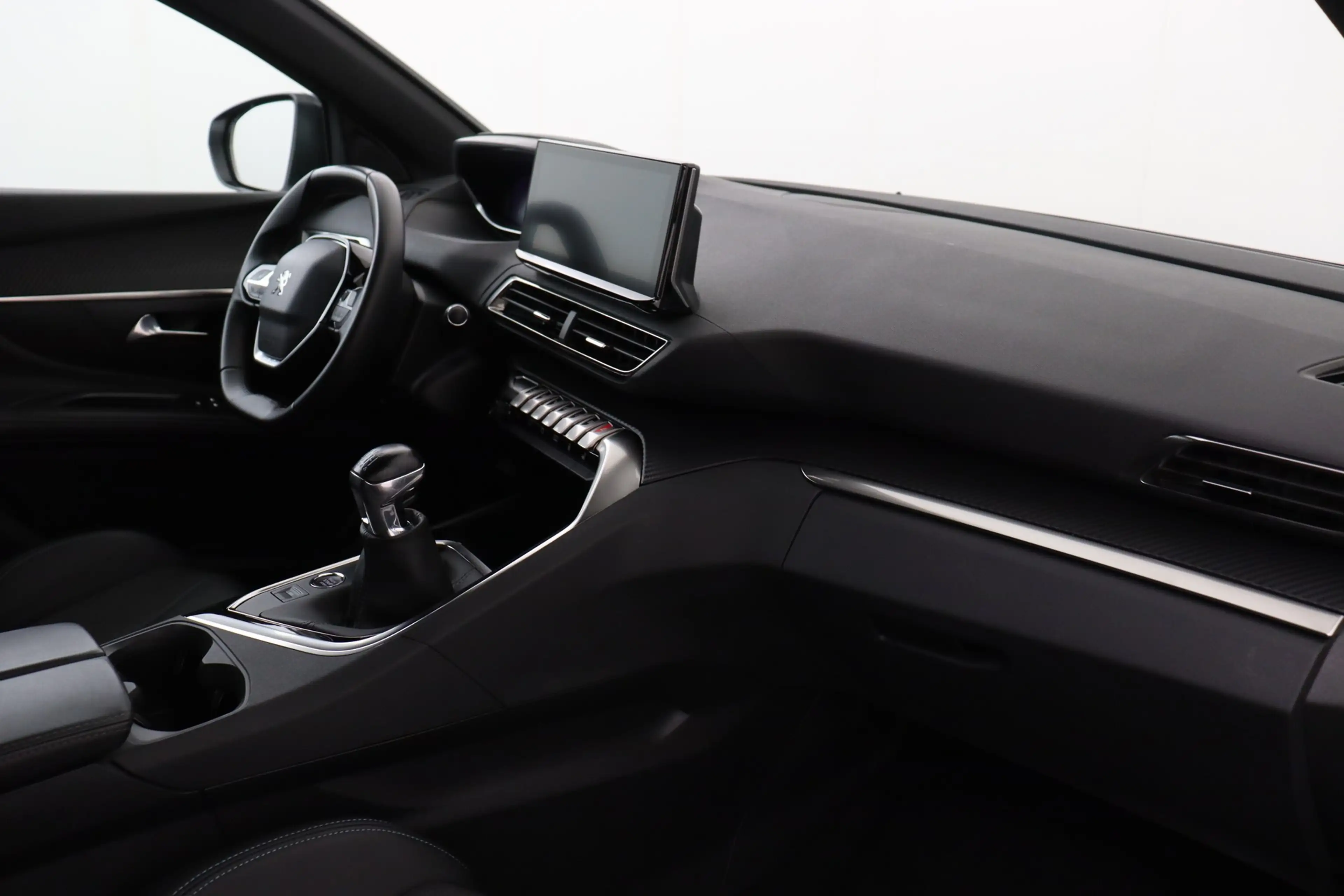 Peugeot 5008 ACTIVE + 7PL. + CARPLAY + GPS + CAMERA + PDC + CRU — photo 11
