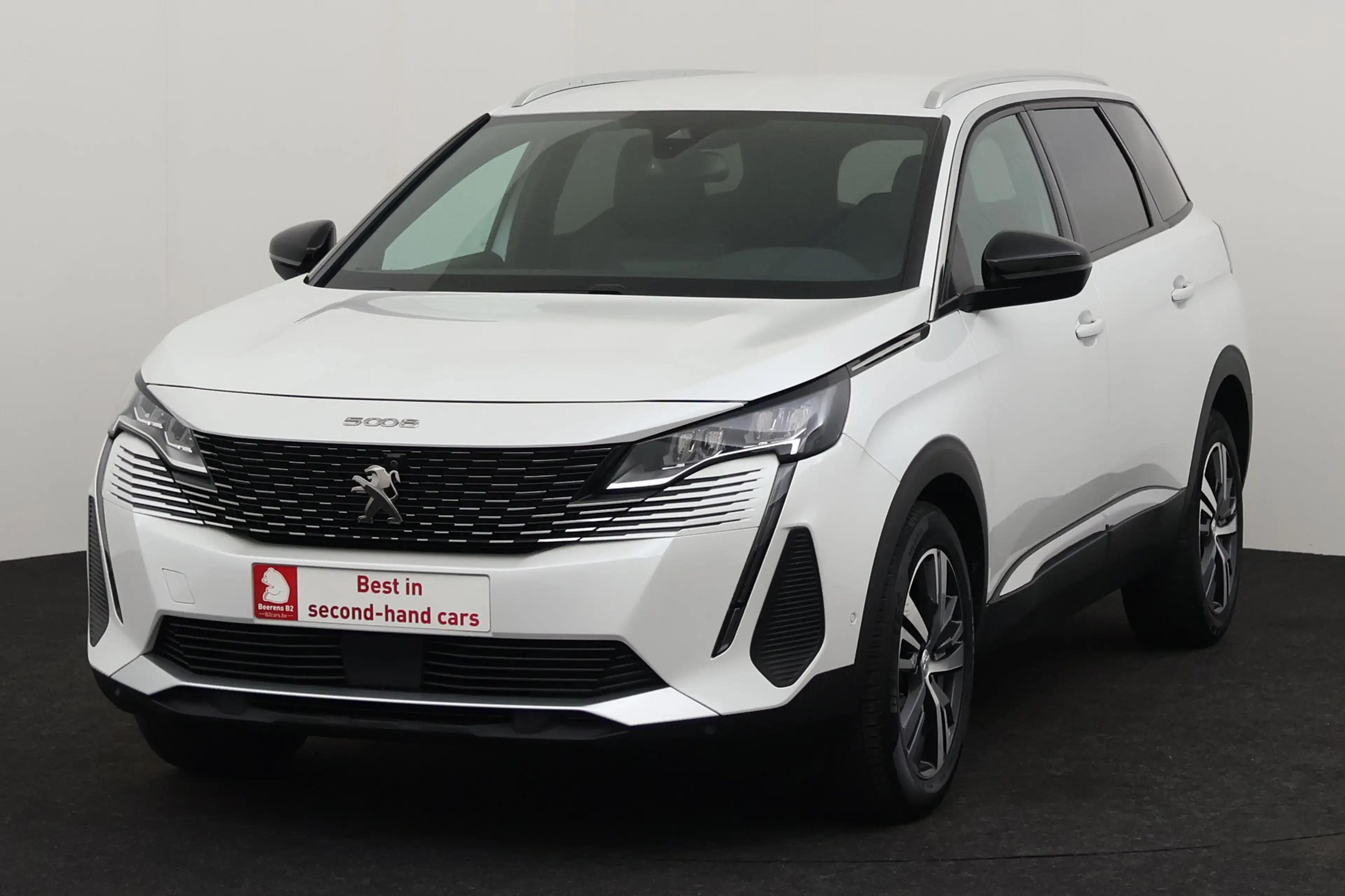 Peugeot 5008 ACTIVE + 7PL. + CARPLAY + GPS + CAMERA + PDC + CRU