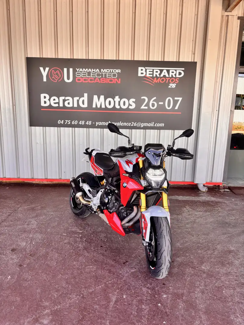 BMW F 900 R Rouge - 2