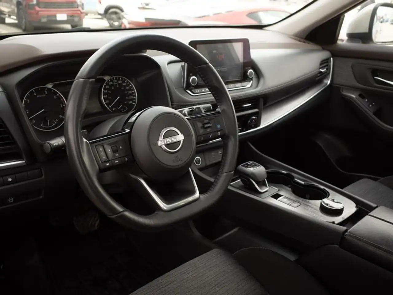 Nissan Rogue снимка Nissan Rogue
