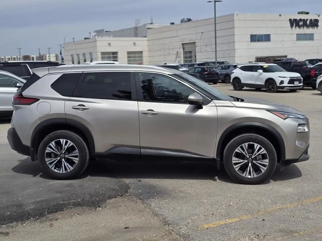Nissan Rogue снимка Nissan Rogue