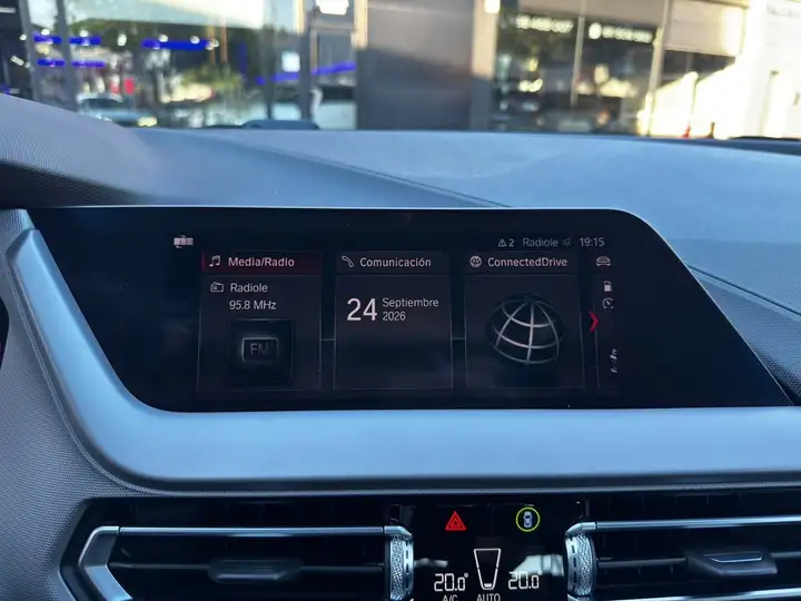 BMW Serie 1 2019, foto 36