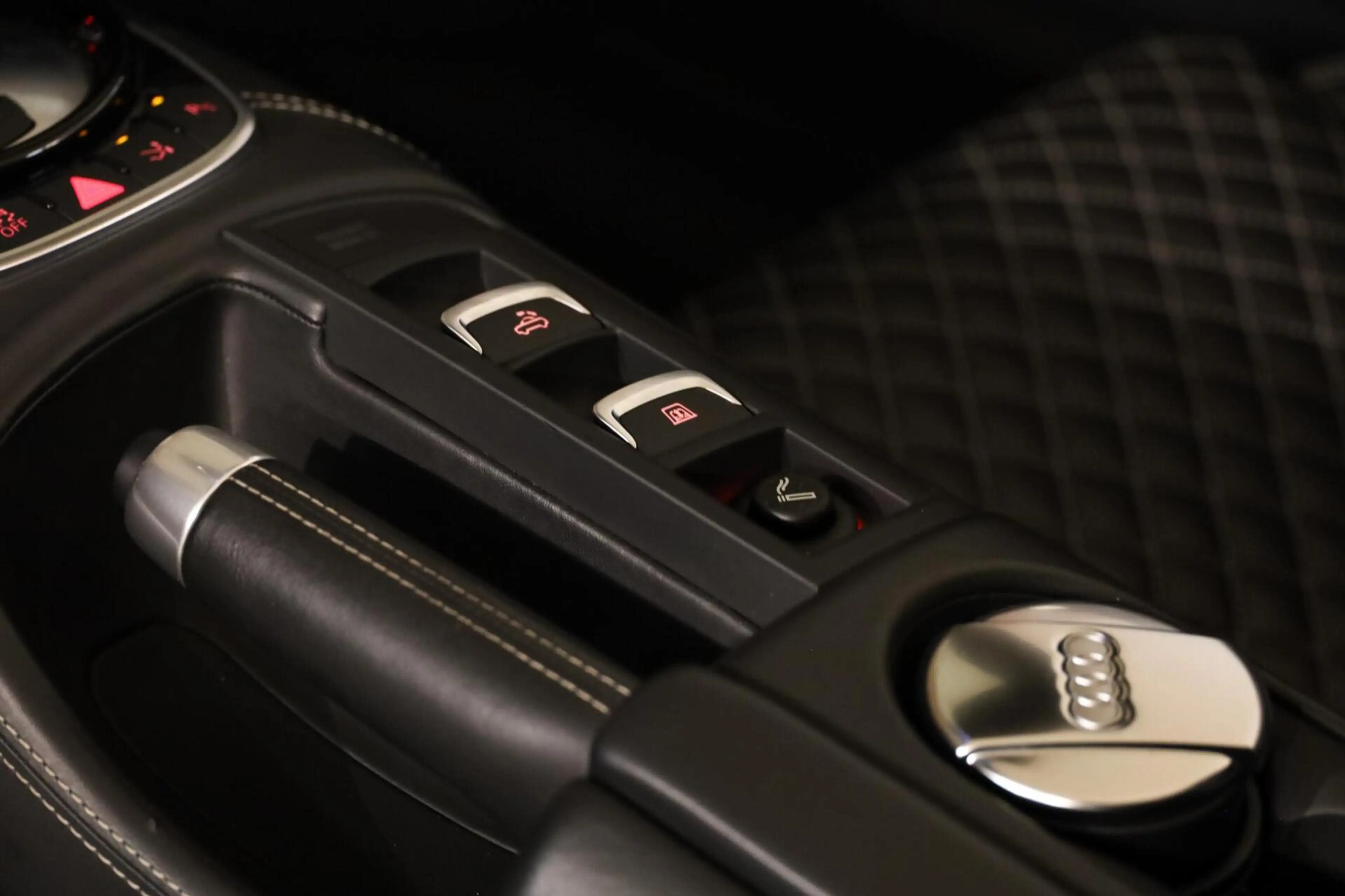 Audi R8 Spyder 5.2 V10 FSI|Leder|B&O|Camera|Dealer|Elek. S — photo 29