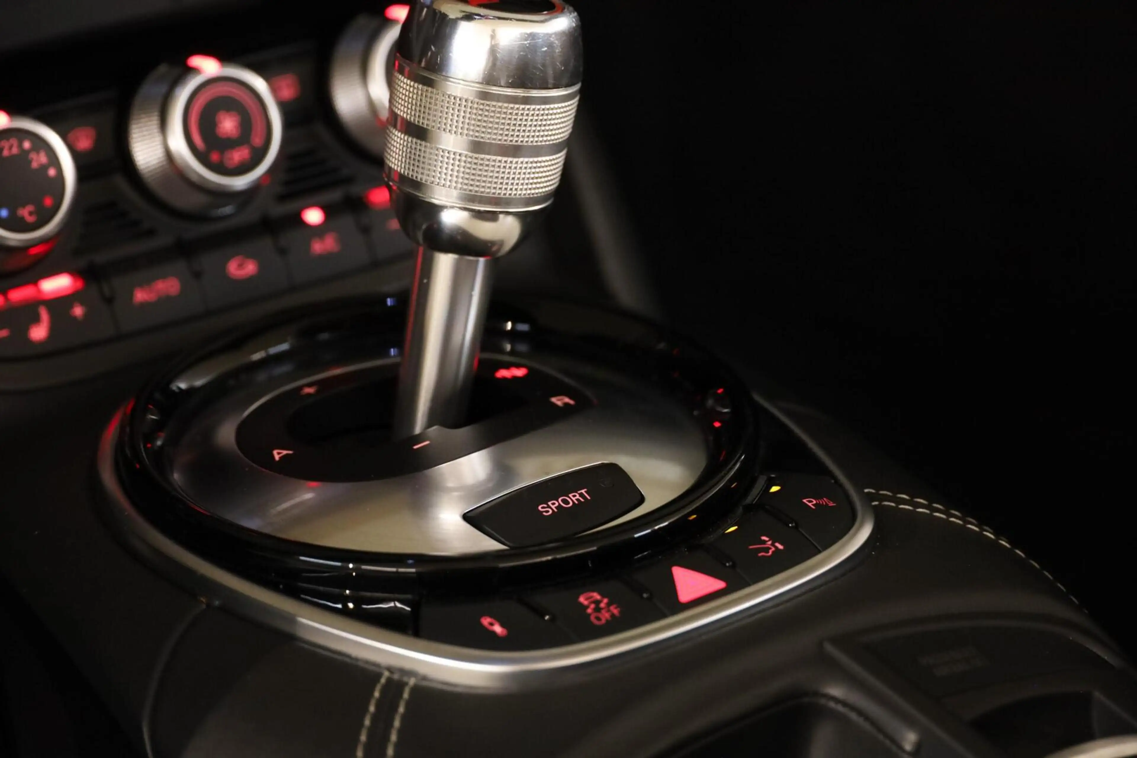 Audi R8 Spyder 5.2 V10 FSI|Leder|B&O|Camera|Dealer|Elek. S — photo 19