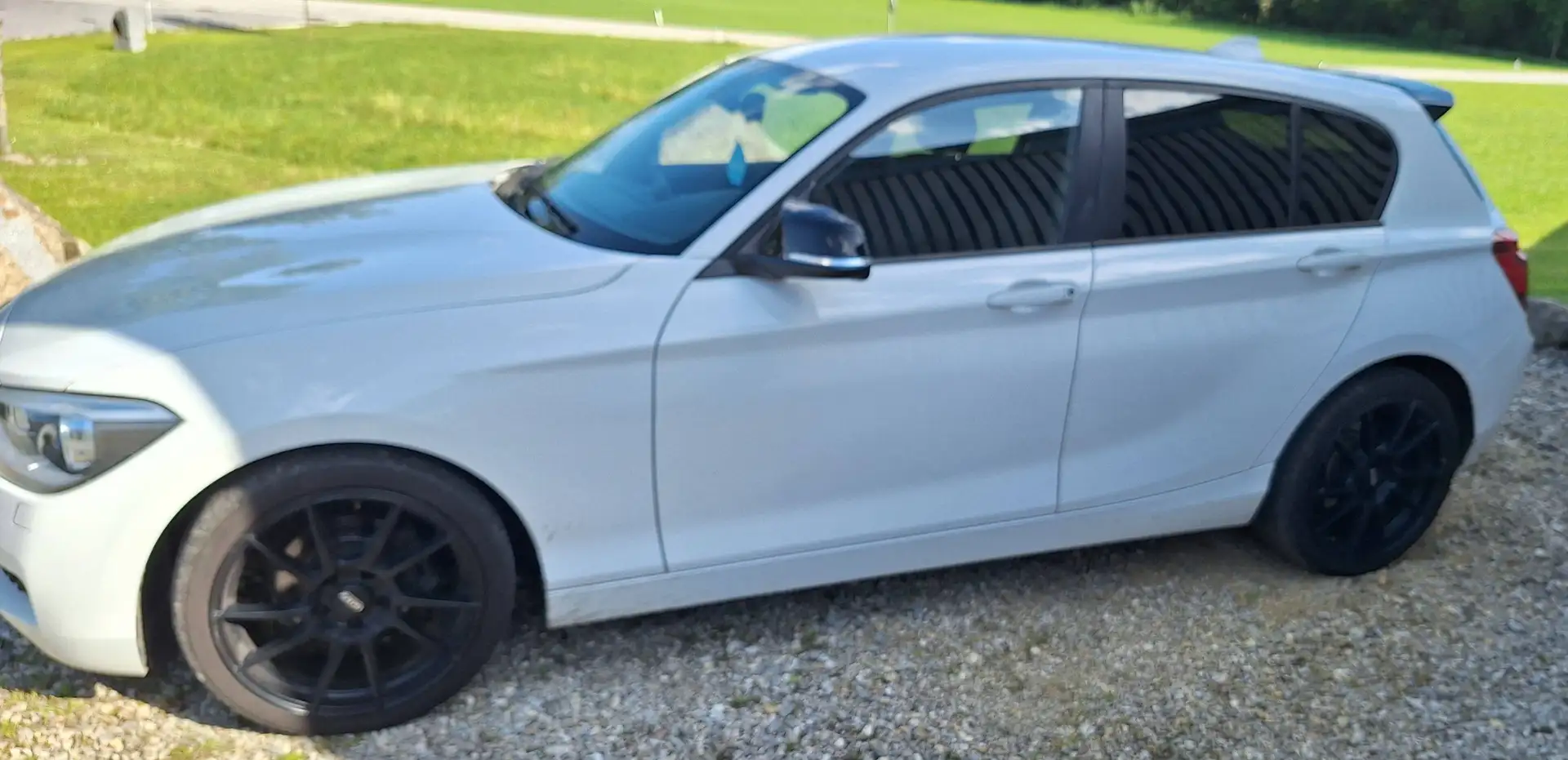 BMW 116 116d Efficient Dynamics Edition Österreich-Paket Österreich-Paket Weiß - 2