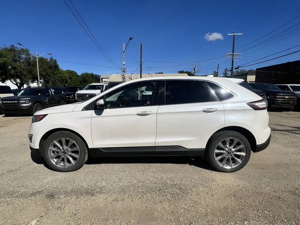 2017 Ford Edge Titanium | Adaptive Steering | Climate Seats | Tow — photo 5