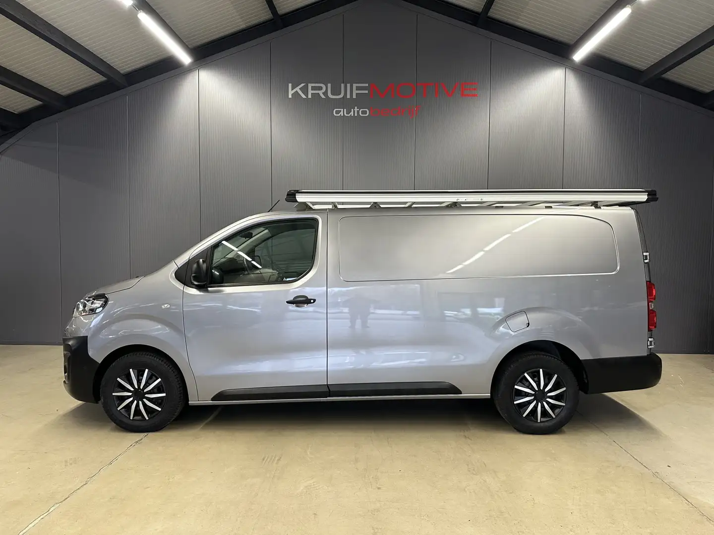 Opel Vivaro 2.0 CDTI L2H1 Edition+ | Alarmklasse 3 Grijs - 2