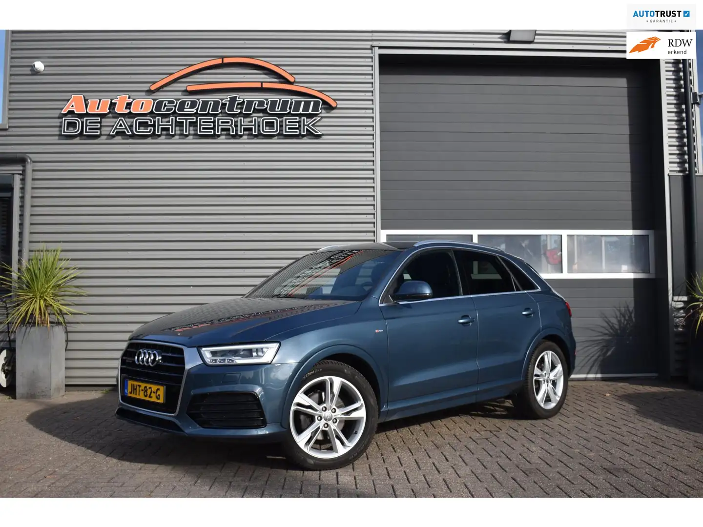 Audi Q3 2.0 TFSI quattro S-Line | Keyless | 19'' | 220PK Bleu - 1