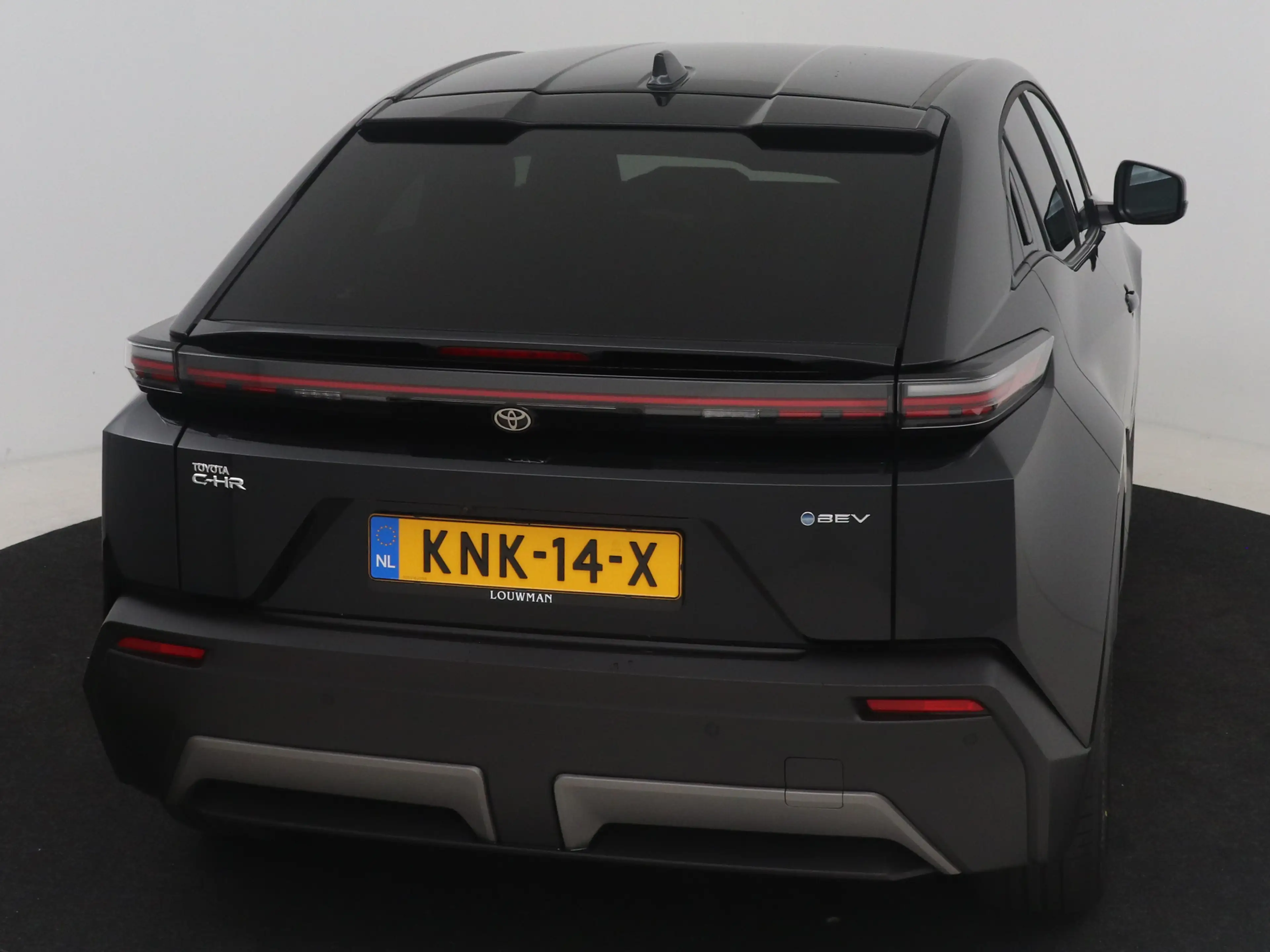 Toyota C-HR+ First Edition 77 kWh — photo 24
