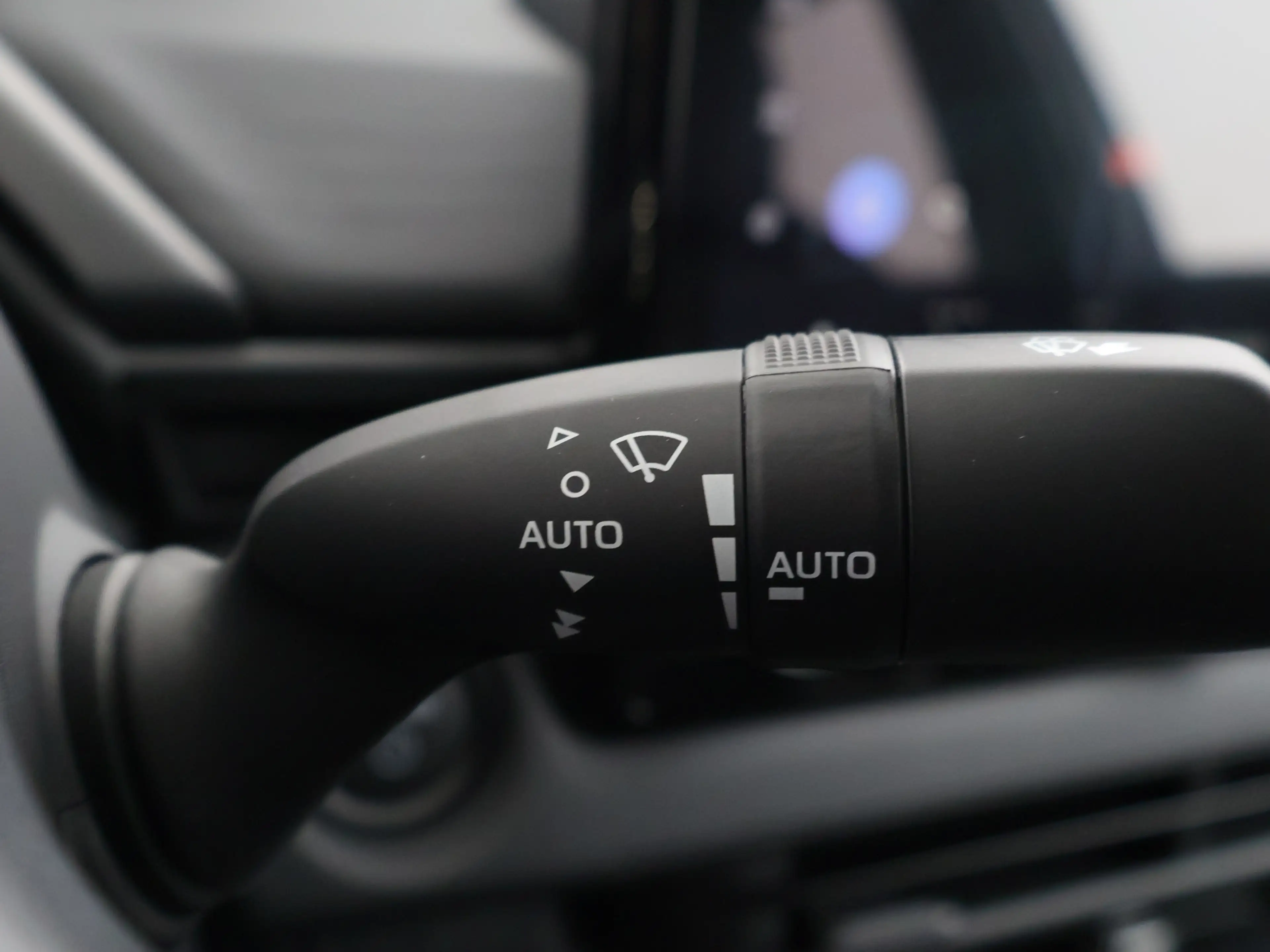 Toyota C-HR+ First Edition 77 kWh — photo 18