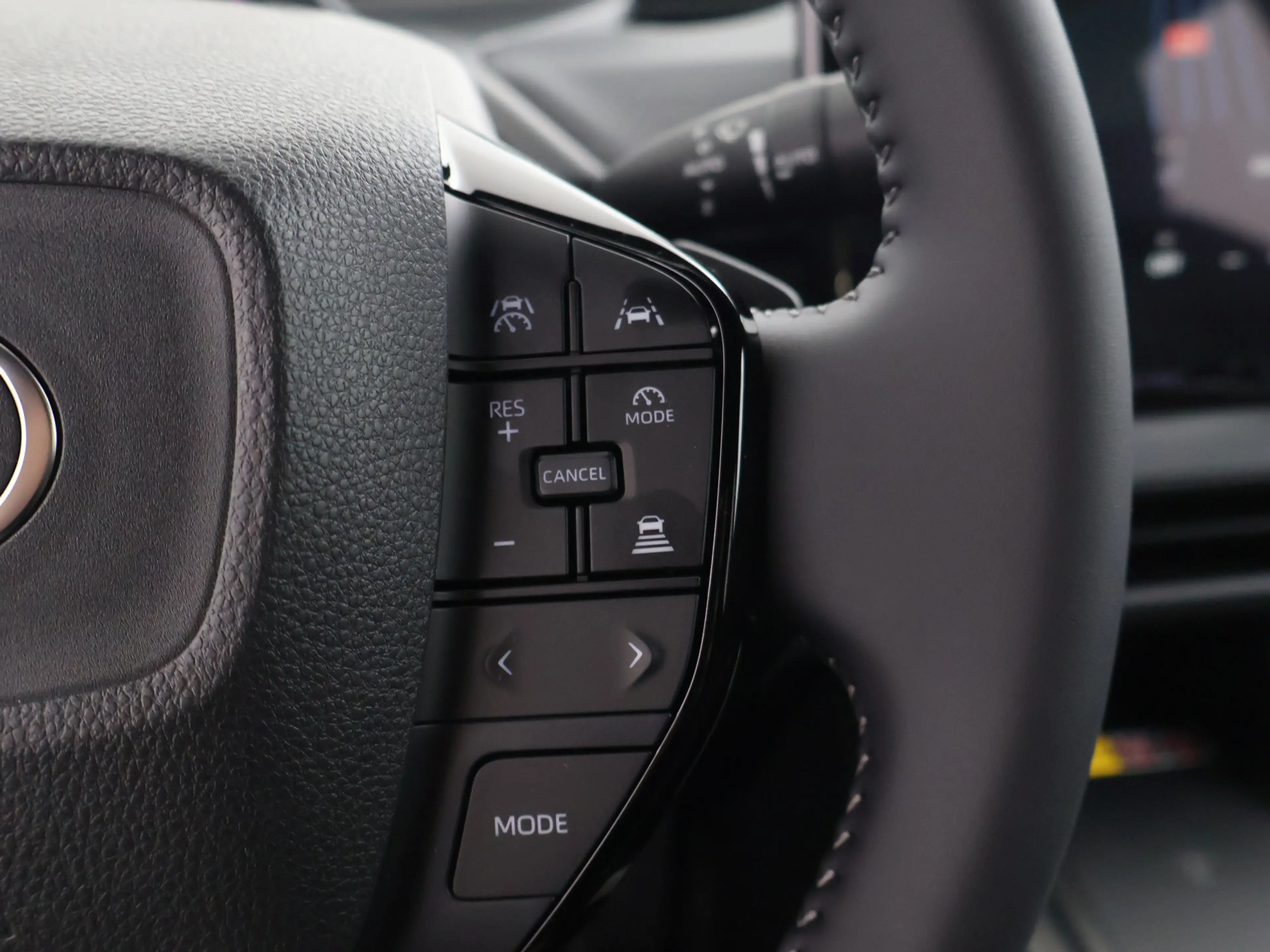 Toyota C-HR+ First Edition 77 kWh — photo 19