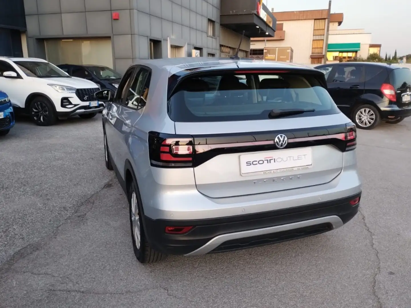 Volkswagen T-Cross 1.0 TSI Style Argento - 2