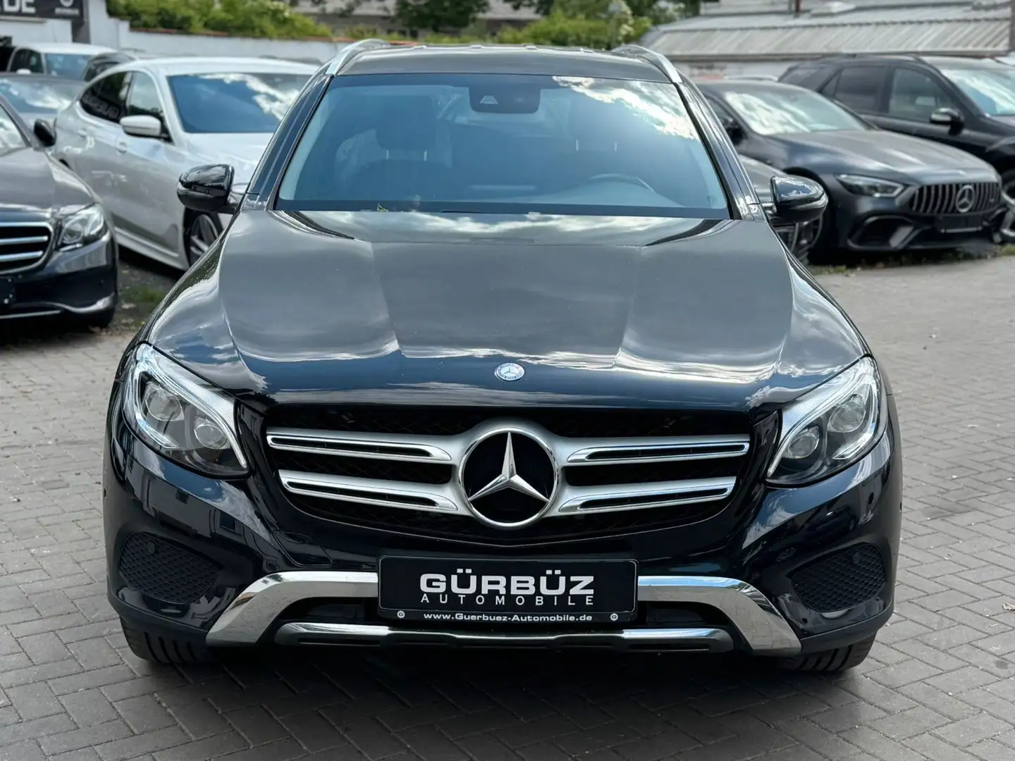 Mercedes-Benz GLC 220 d 4Matic OffRoad*Navi*ILS*AHK*2.HD Schwarz - 2
