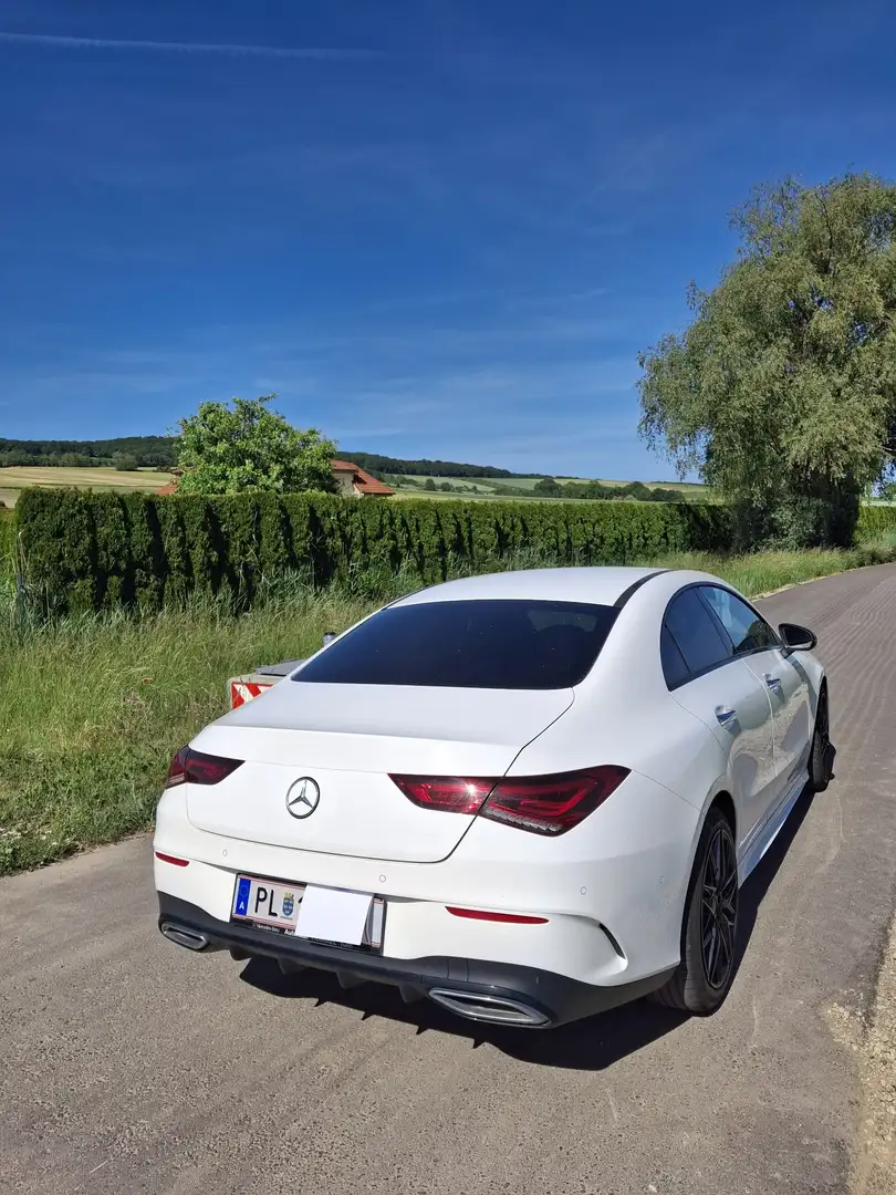 Mercedes-Benz CLA 200 AMG Line Weiß - 1