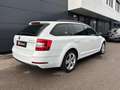 Skoda Octavia Combi 1.6 TDI DSG Clever SHz PDC CarPlay Weiß - thumbnail 7