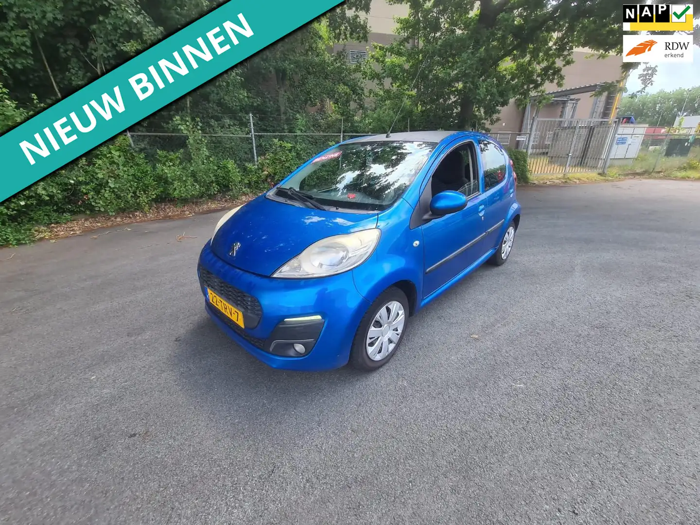 Peugeot 107 1.0 Active LEUKE AUTO RIJDT EN SCHAKELT GOED Bleu - 1