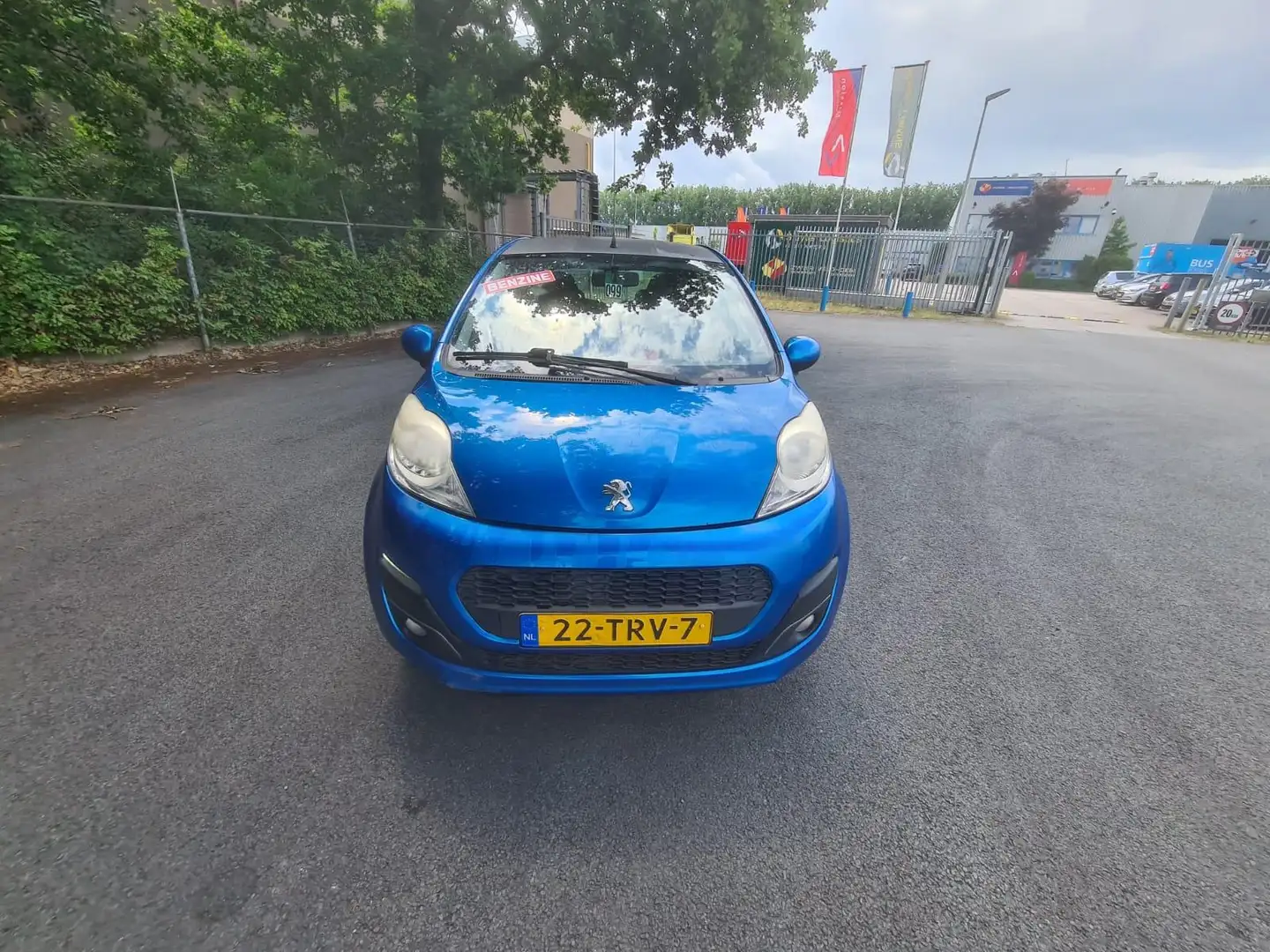 Peugeot 107 1.0 Active LEUKE AUTO RIJDT EN SCHAKELT GOED Bleu - 2