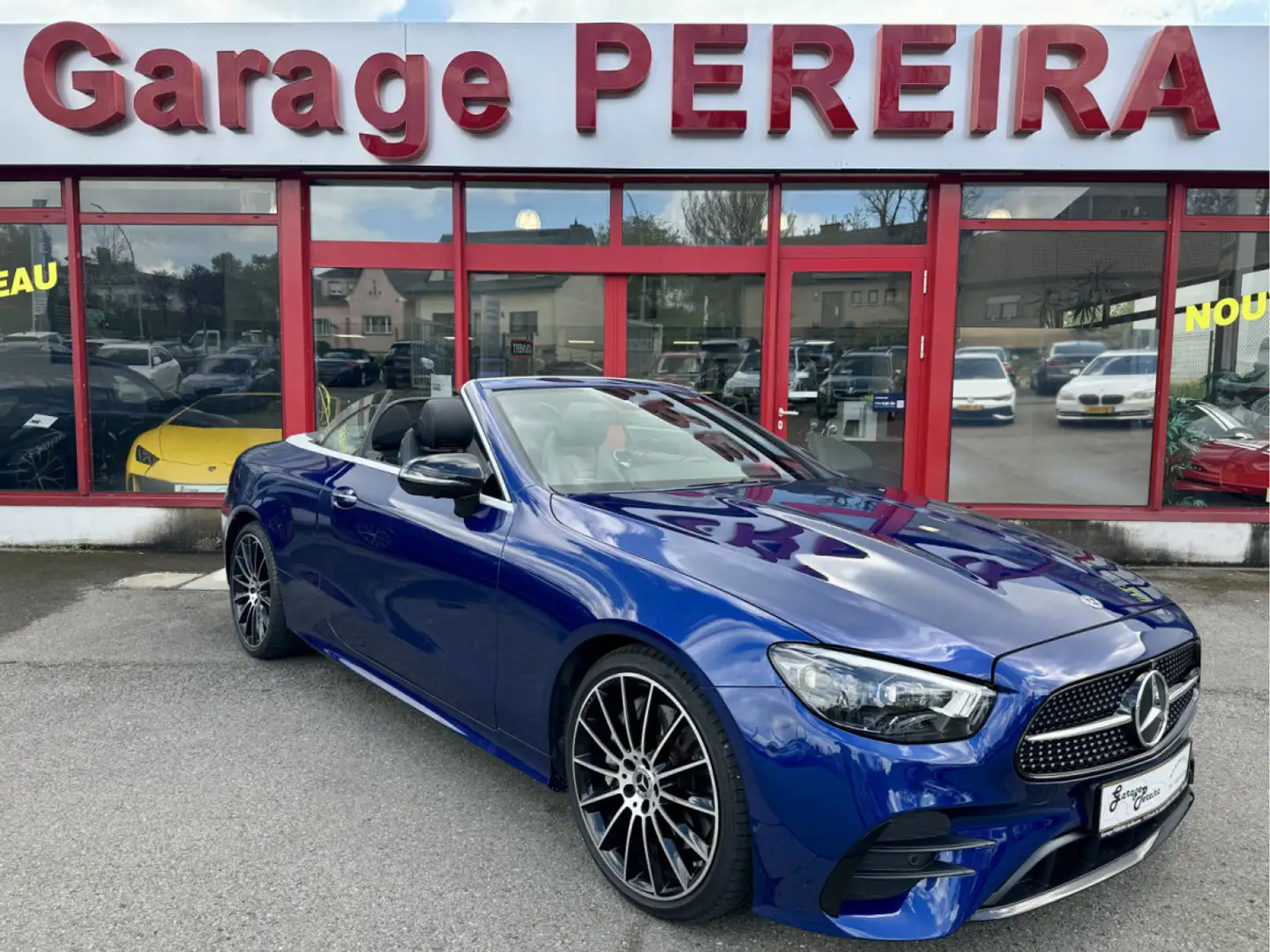 Mercedes-Benz E 300 CABRIO AMG LINE SOFTCLOSE BURMESTER CUIR NAVI Bleu - 1